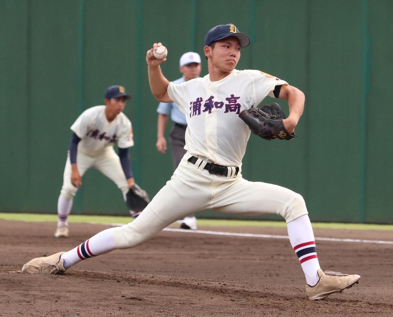 第108回全国高校野球埼玉大会　2回戦　独協埼玉対県浦和　好投する先発の県浦和・渡辺雄太（撮影・会田京叶）