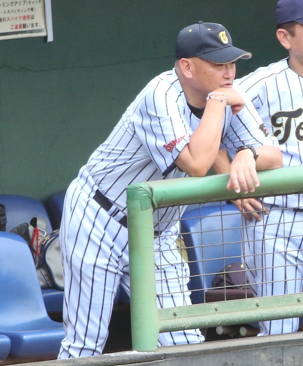 今年度限りで退任を発表した東海大菅生・若林弘泰監督（撮影・田島優大）＝2026年7月12日
