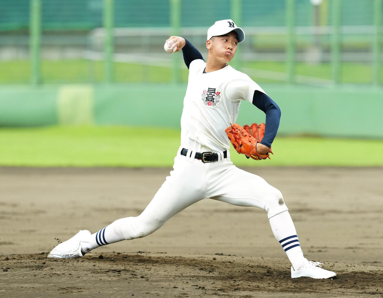 翔陽対日大三　力投する日大三先発の溝大駕（撮影・江口和貴）