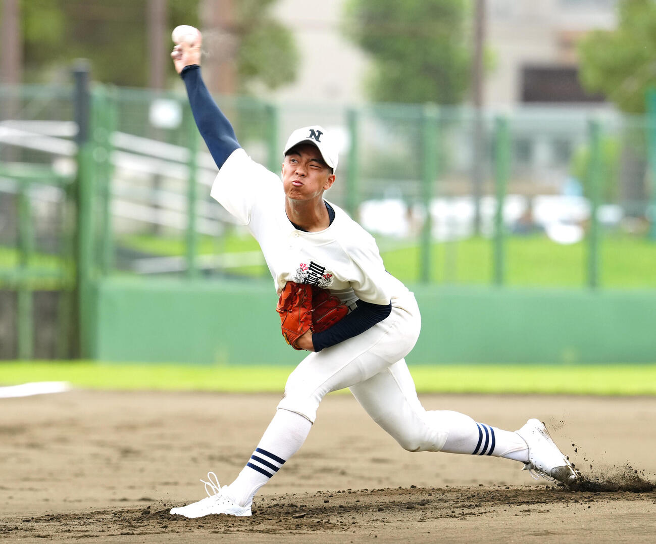 翔陽対日大三　力投する日大三先発の溝大駕（撮影・江口和貴）