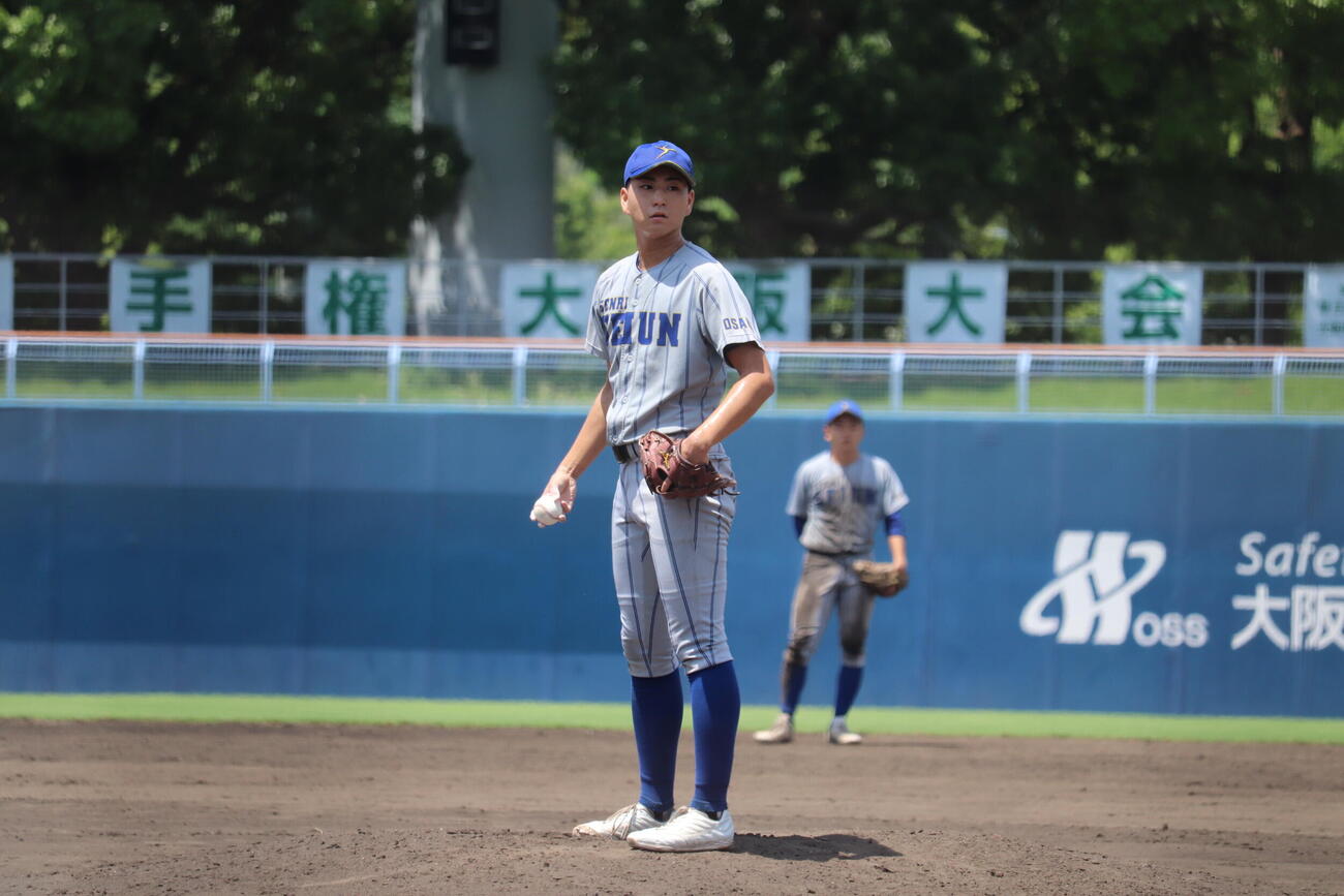 千里青雲対大産大付　5回から登板し好投した千里青雲・一針崇人（撮影・佐藤妙月）