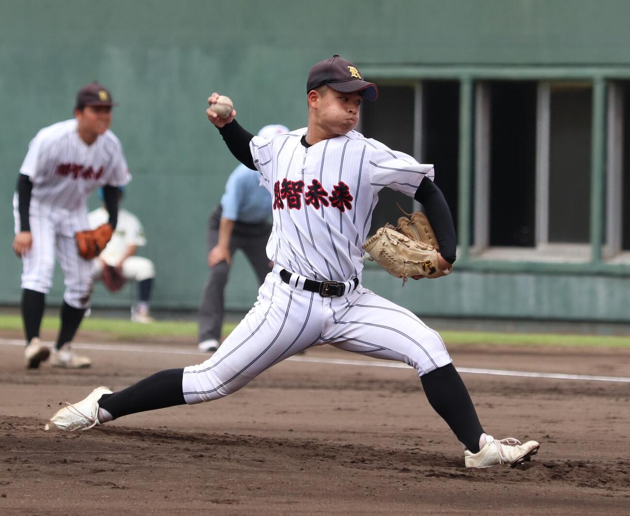 第108回全国高校野球埼玉大会　2回戦　開智未来対北本　好投する開智未来先発・寺内斗冴（撮影・会田京叶）