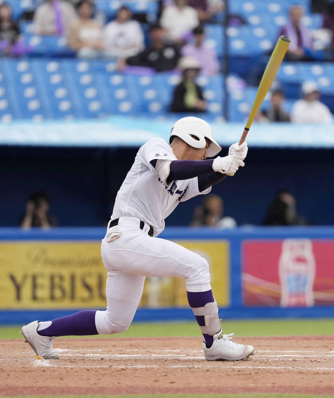 筑波大付対関東一　3回裏関東一無死二塁、適時三塁打を放つ井口瑛太（撮影・小島史椰）