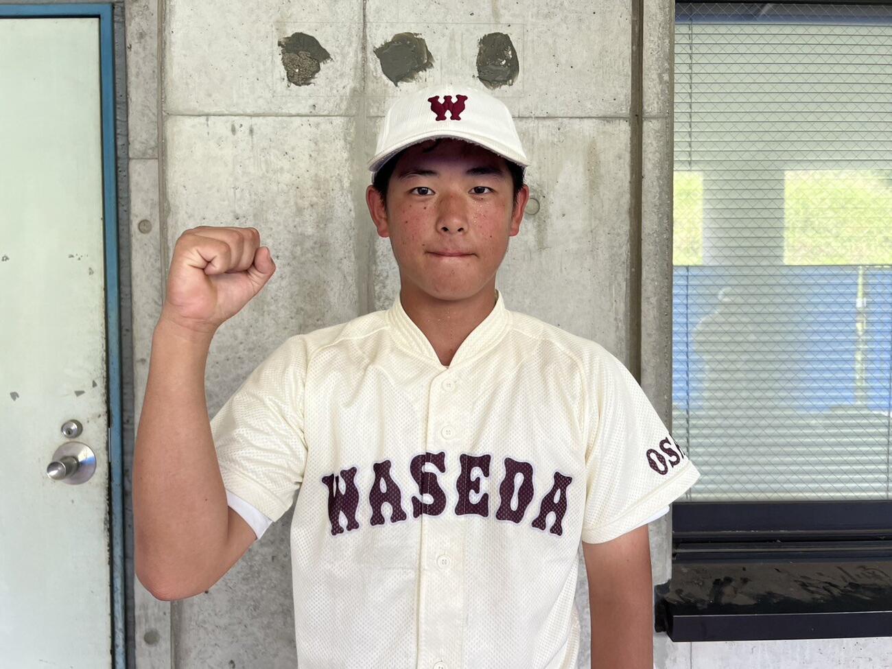 渋谷対早稲田大阪　7回に代打で出場した早稲田大阪・斎藤佑樹（撮影・佐藤妙月）