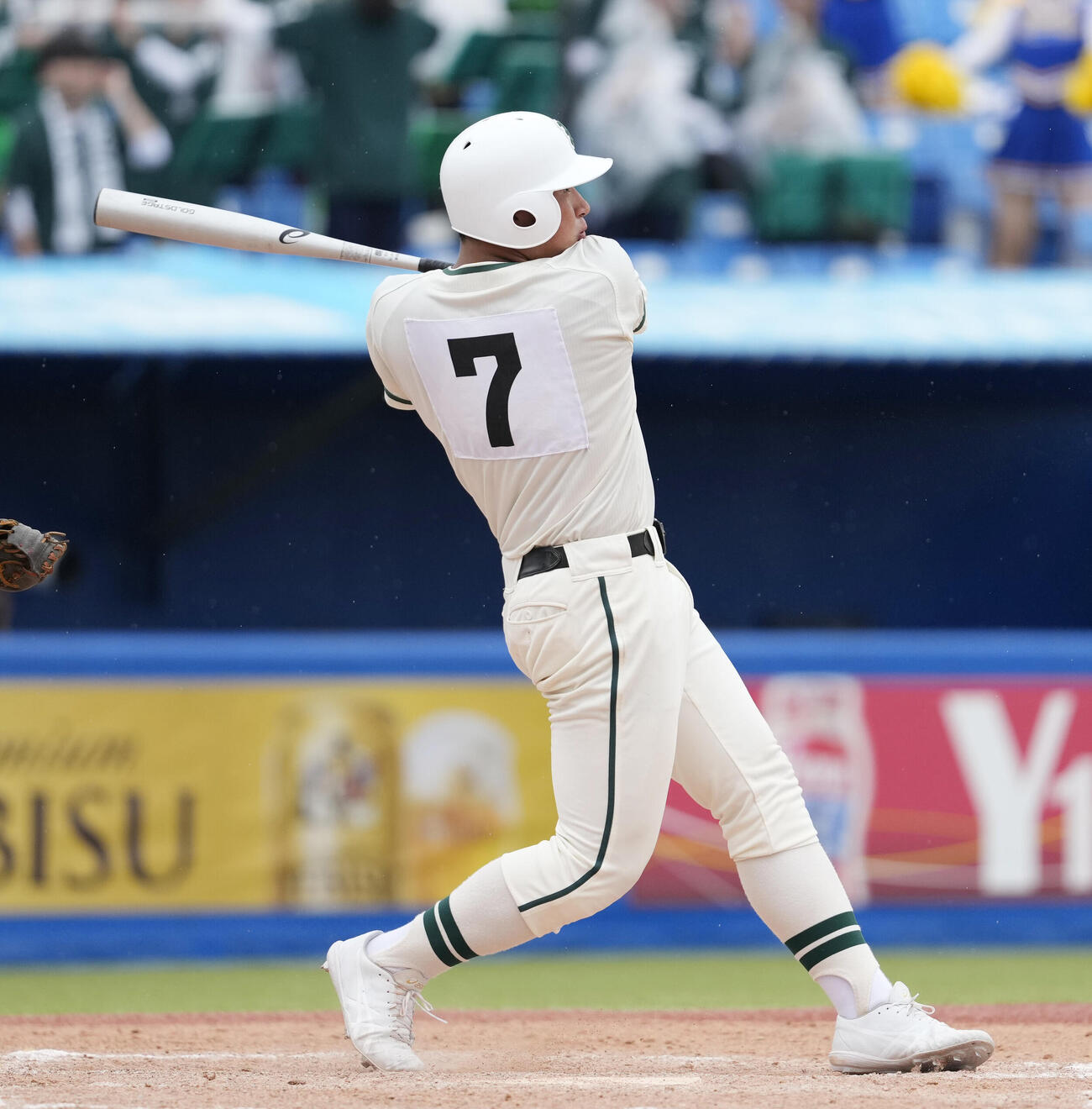 日大豊山対二松学舎大付　3回裏二松学舎大付1死三塁、右前適時打を放つ福和田啓太（撮影・小島史椰）