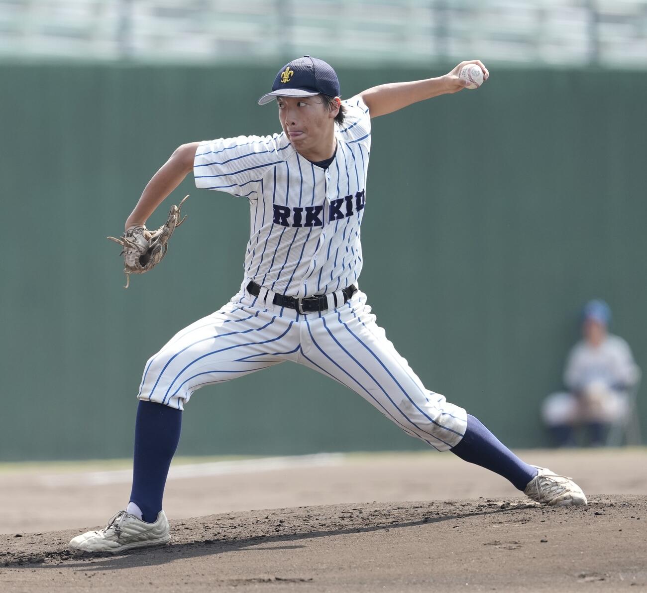 蓮田松韻対立教新座　力投する先発の立教新座・中川勇有誠（撮影・小島史椰）