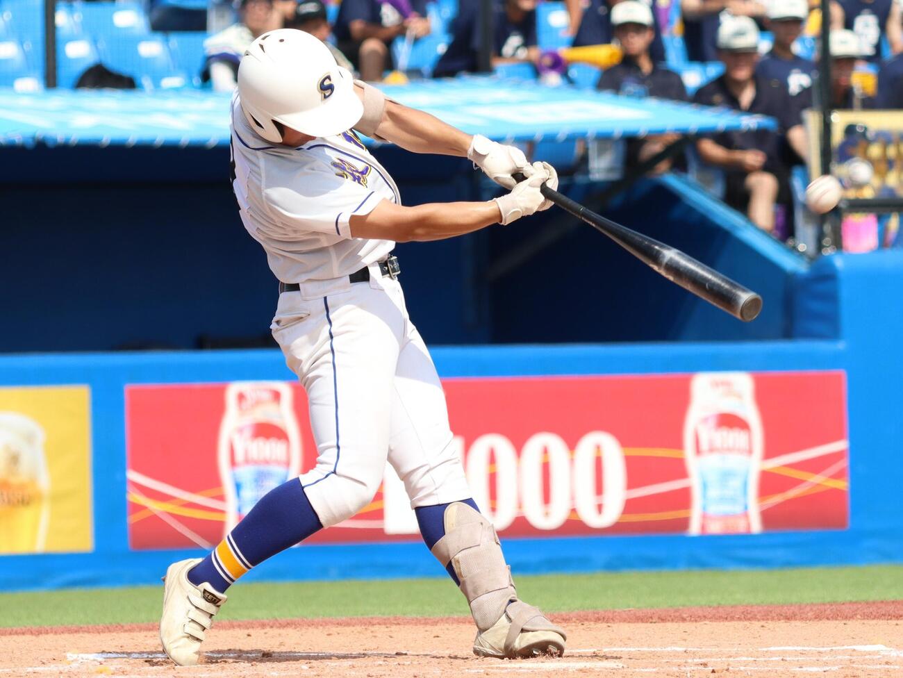 第108回全国高校野球東東京大会　3回戦　修徳対淑徳　先制の2点本塁打を放つ淑徳・豊田遼（撮影・栗林真菜）