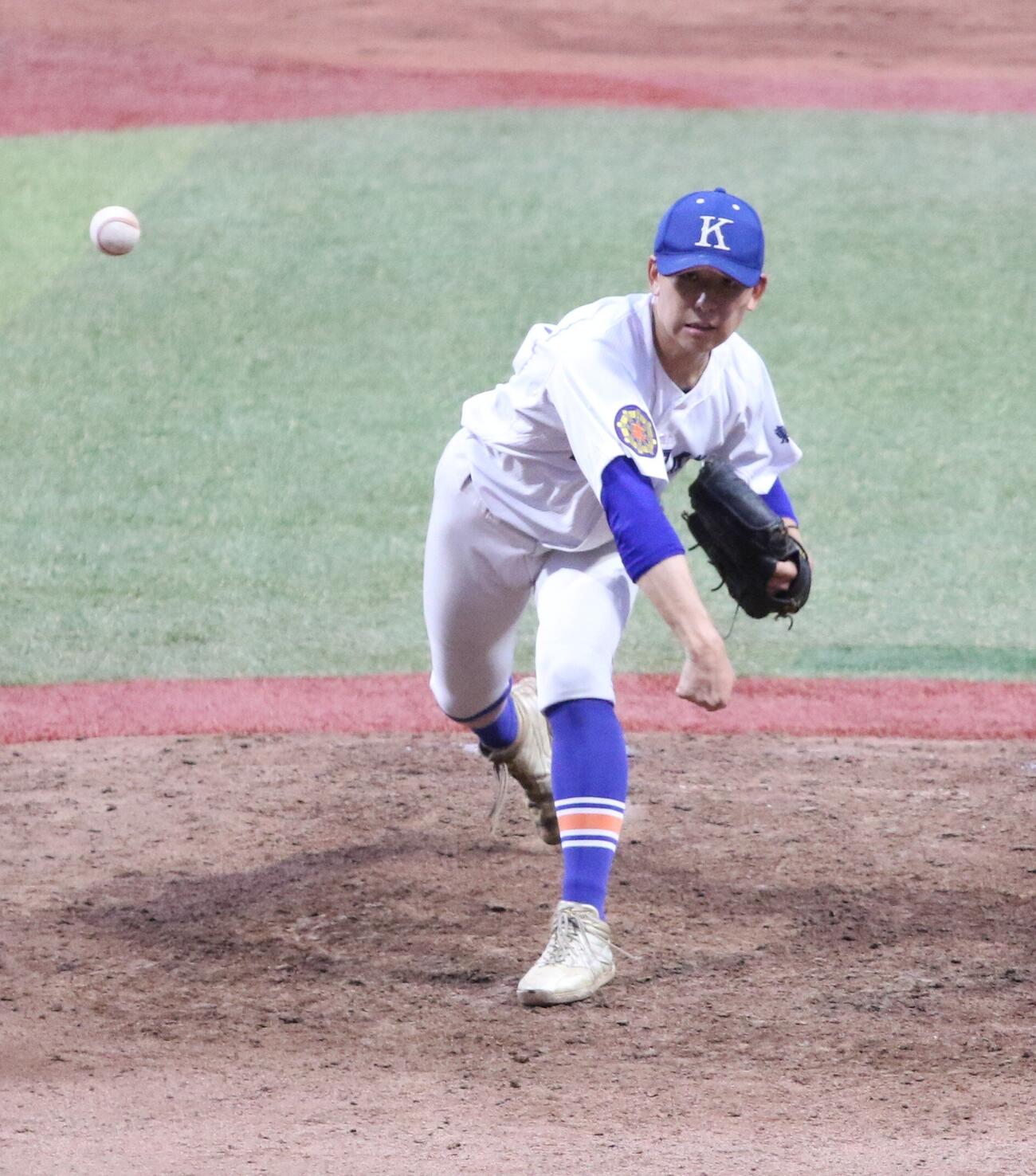 記念試合に登板する駒大高・今村龍成（撮影・田島優大）