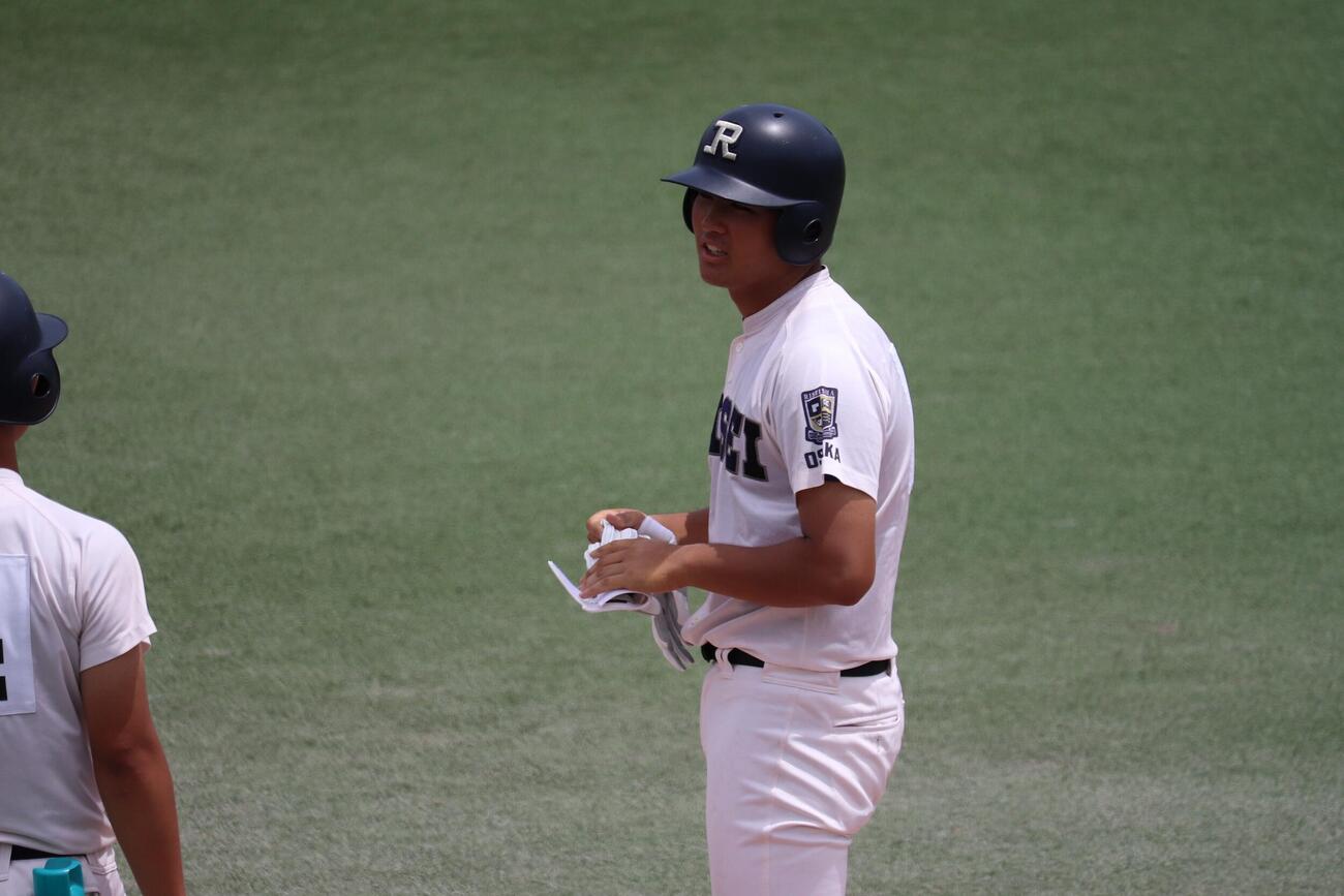 履正社対千里青雲　第1打席に続き第3打席でも適時打を放った履正社・辻竜乃介