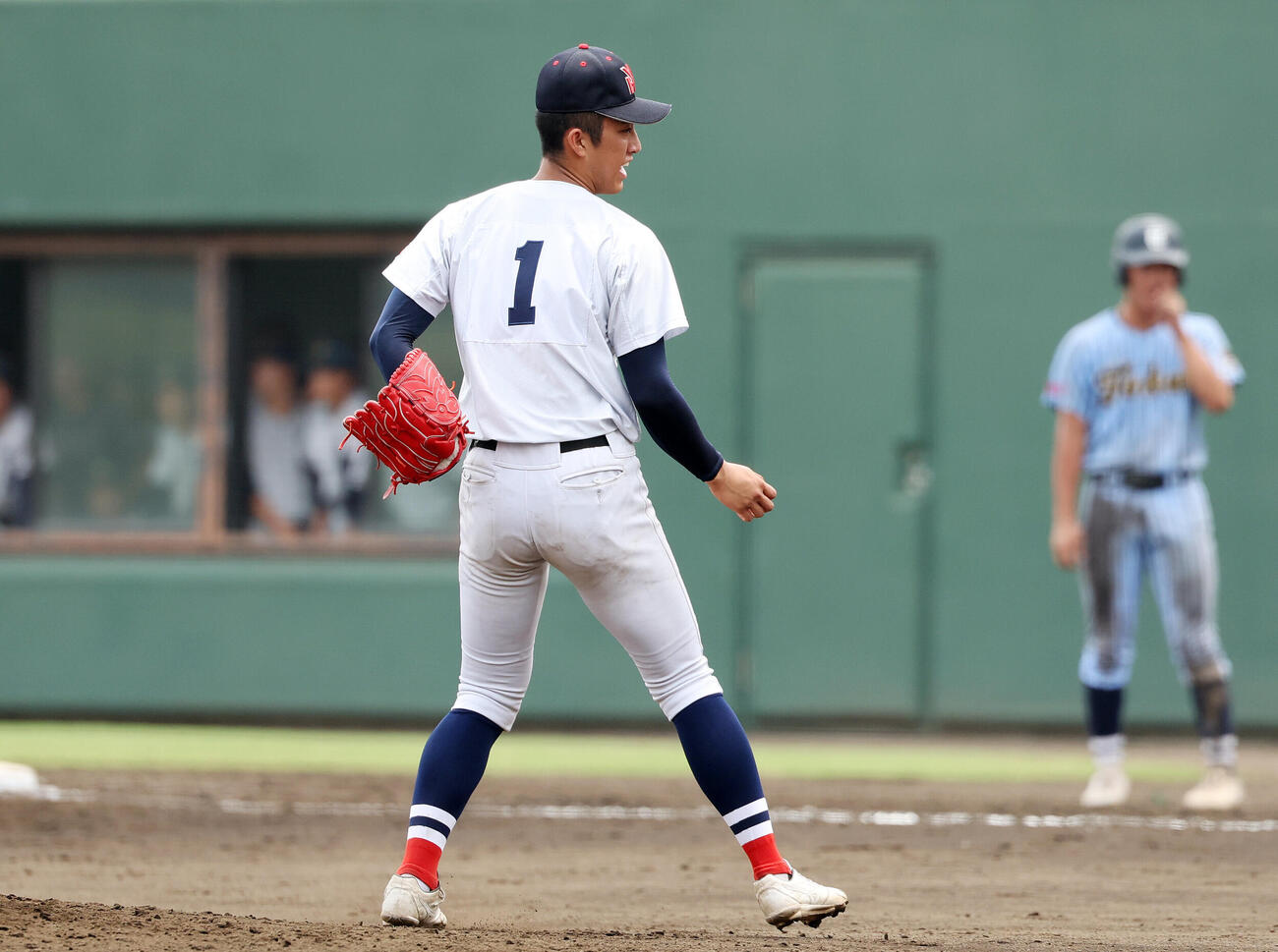横浜対東海大相模　8回コールド勝ちした横浜・織田翔希（撮影・宮地輝）
