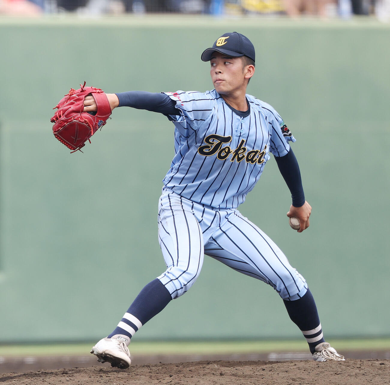 横浜対東海大相模　東海大相模3番手の三渡琢真（撮影・宮地輝）