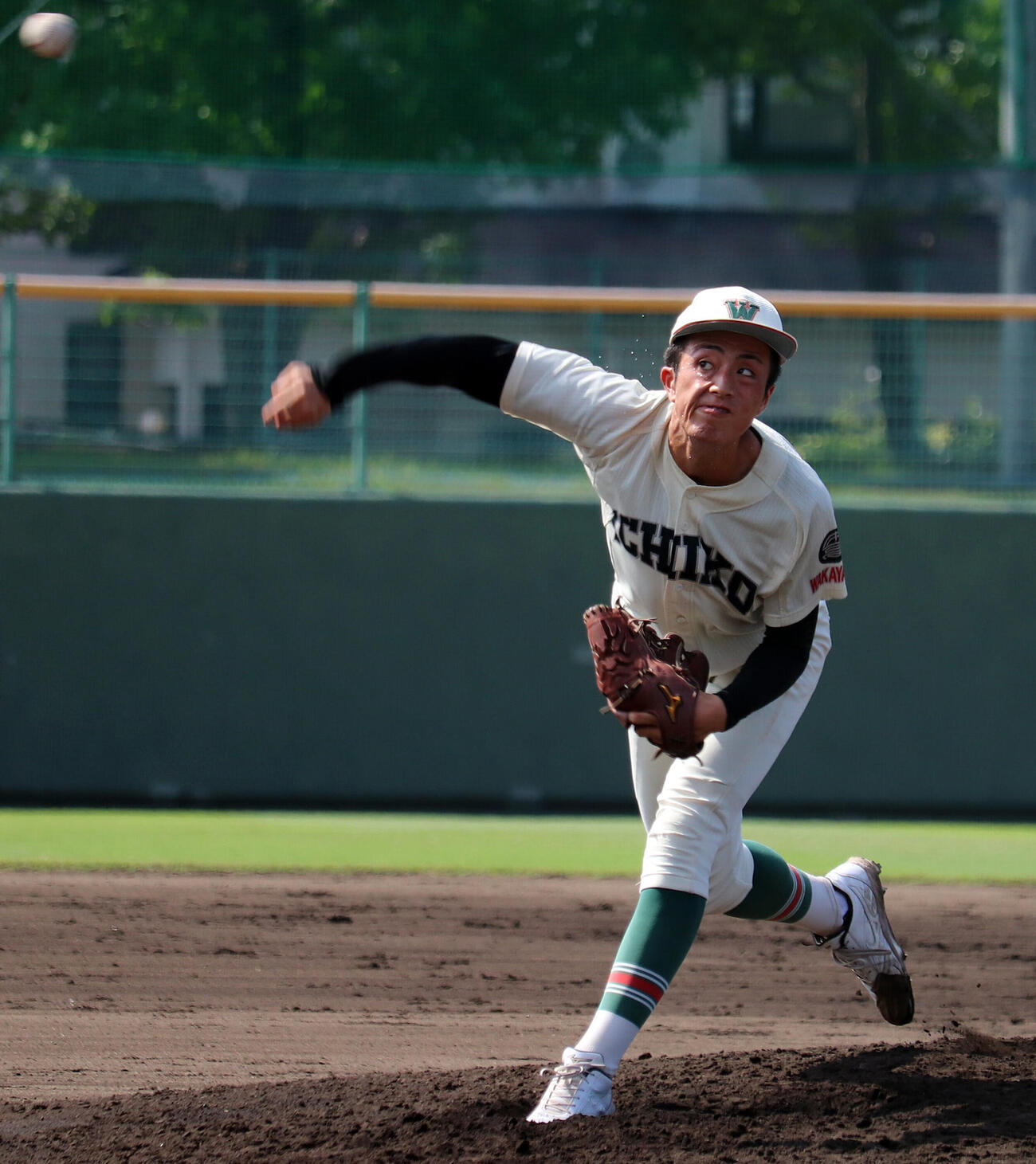 田辺工戦で完投勝利を飾った市和歌山・丹羽涼介（撮影・佐藤妙月）