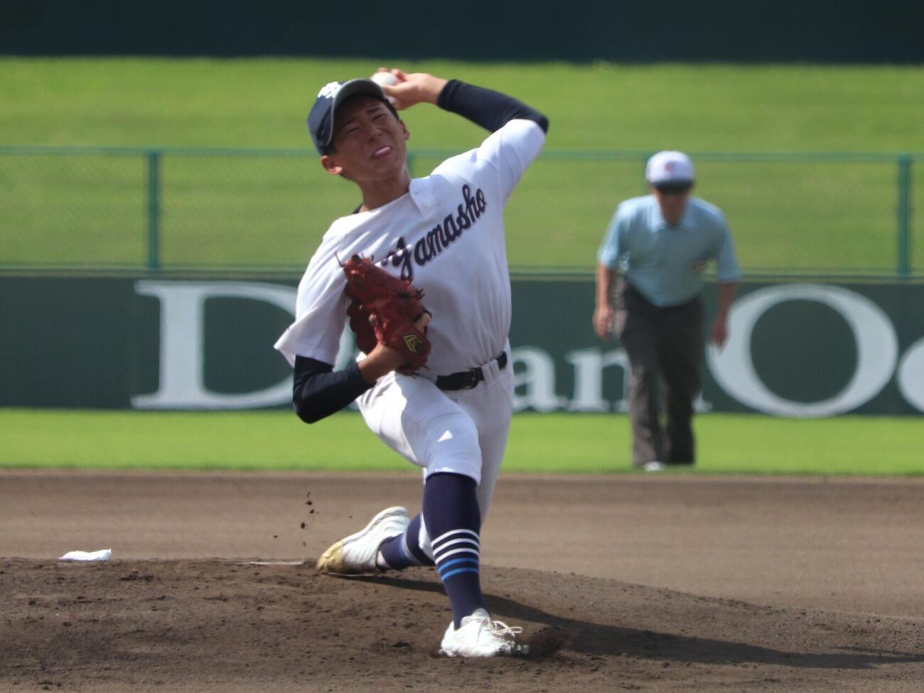 宇治山田商対昴学園　宇治山田商の先発で背番号20の二ノ宮光平投手（撮影・中島麗）