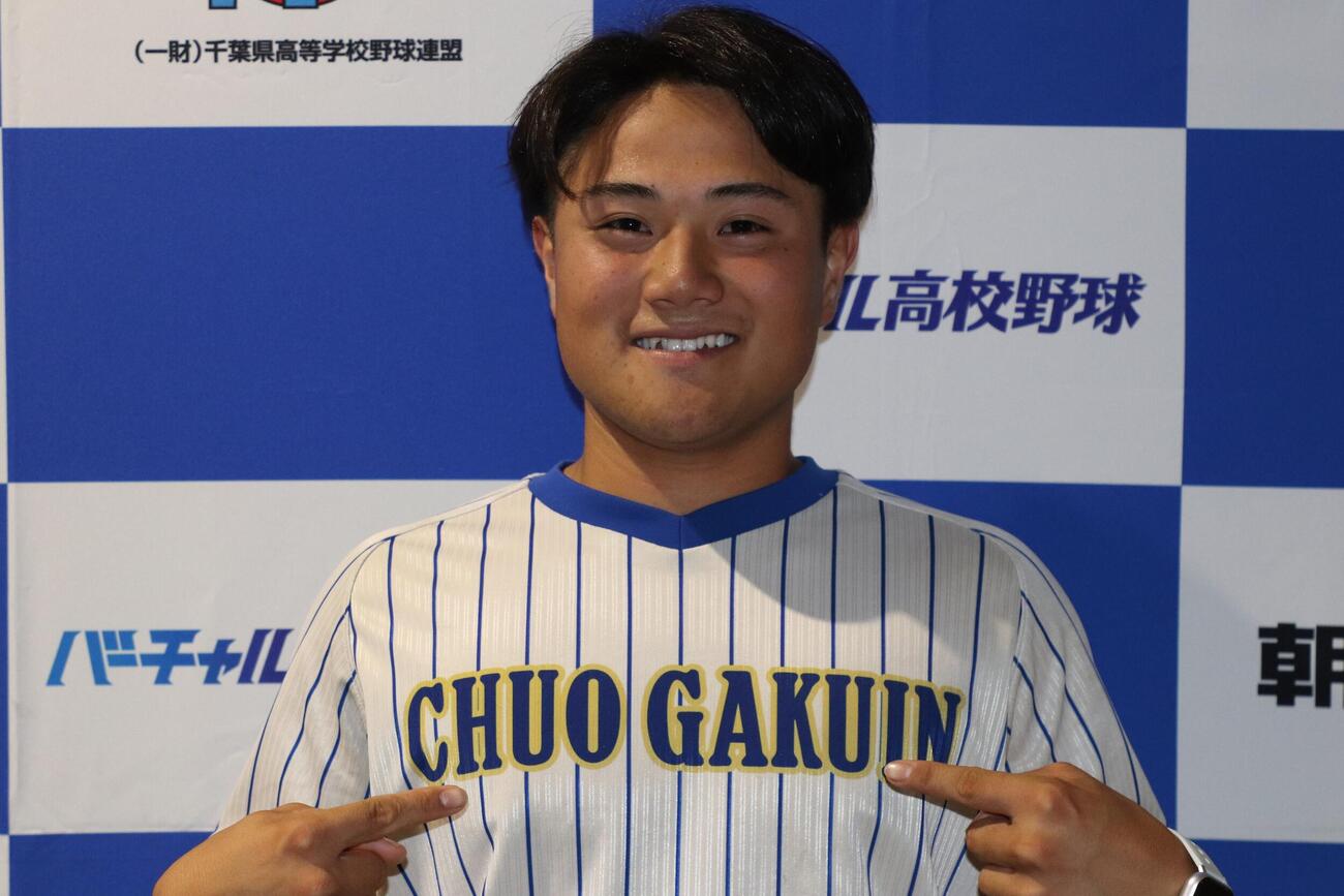 成田対中央学院　中央学院・梅村律志（撮影・服部航大）