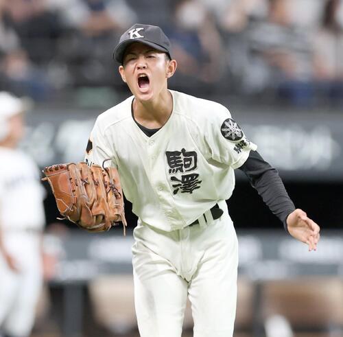 駒大苫小牧対北海 6回裏、無失点に抑え叫ぶ駒大苫小牧・佐藤大愛(撮影・黒川智章)