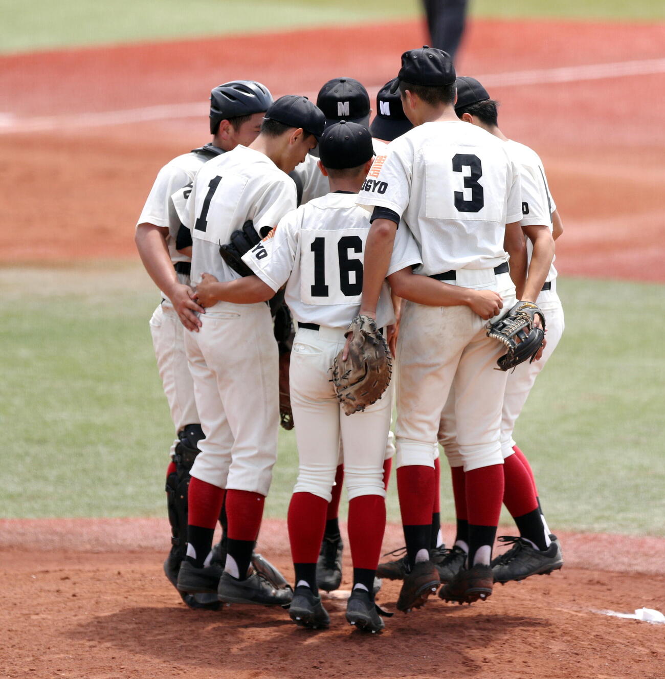 宮城農対東北学院榴ケ岡　4回、守備タイムをとる宮城農・太田知希（撮影・木村有優）