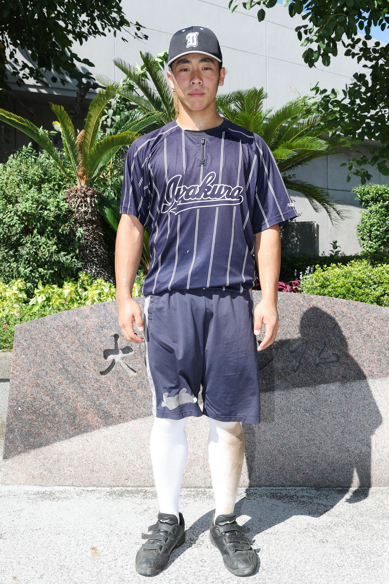 岩倉対二松学舎大付　高校最後の試合を終えた岩倉・河村柊希（撮影・宮地輝）