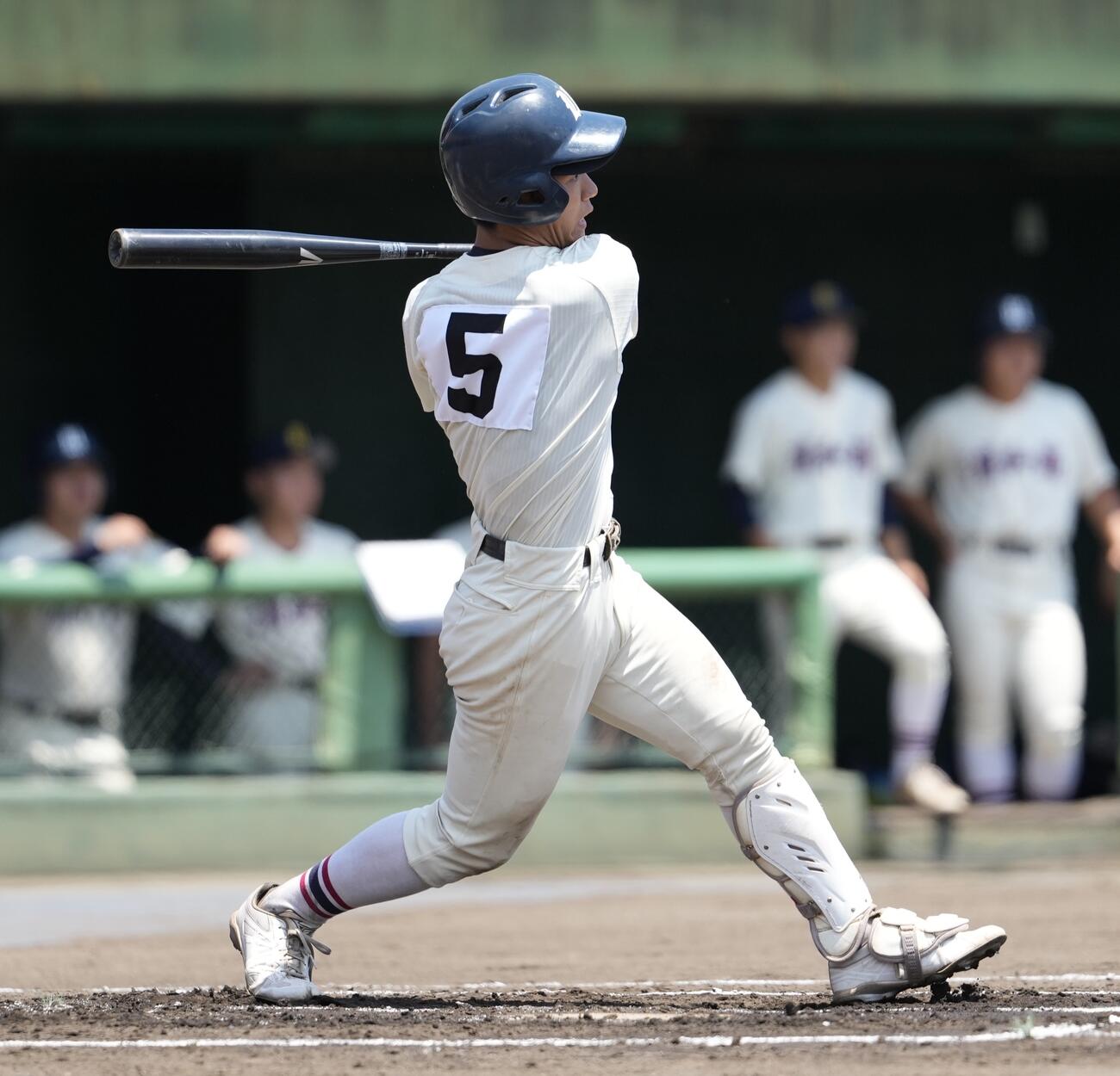 昌平対県浦和　1回裏県浦和1死一、二塁、先制適時打を放つ渡辺佑（撮影・小島史椰）