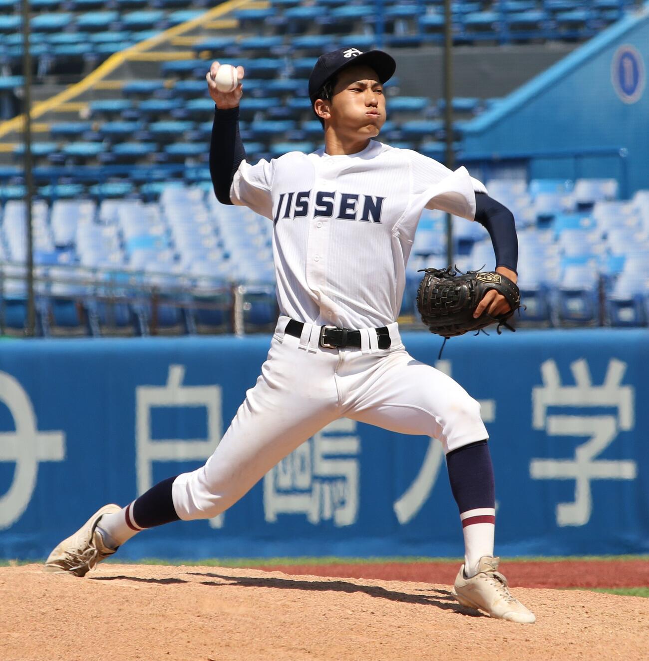 八王子実践対佼成学園　先発として好投した八王子実践・奥山慎太郎