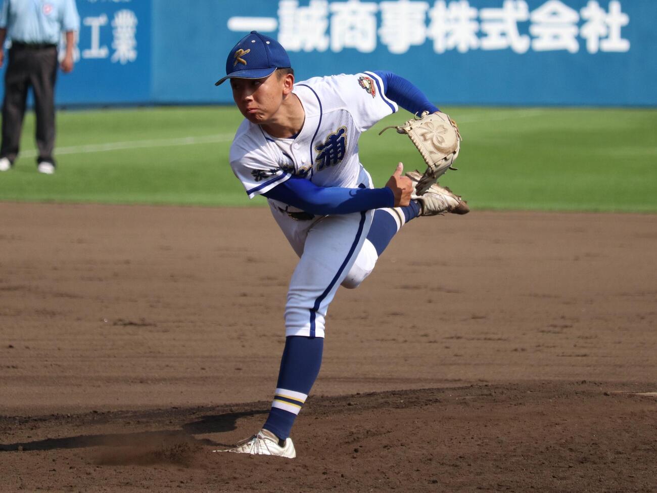 鹿島学園対霞ケ浦　2安打無失点で完投勝利の霞ケ浦のエース、稲山幸汰（撮影・保坂淑子）