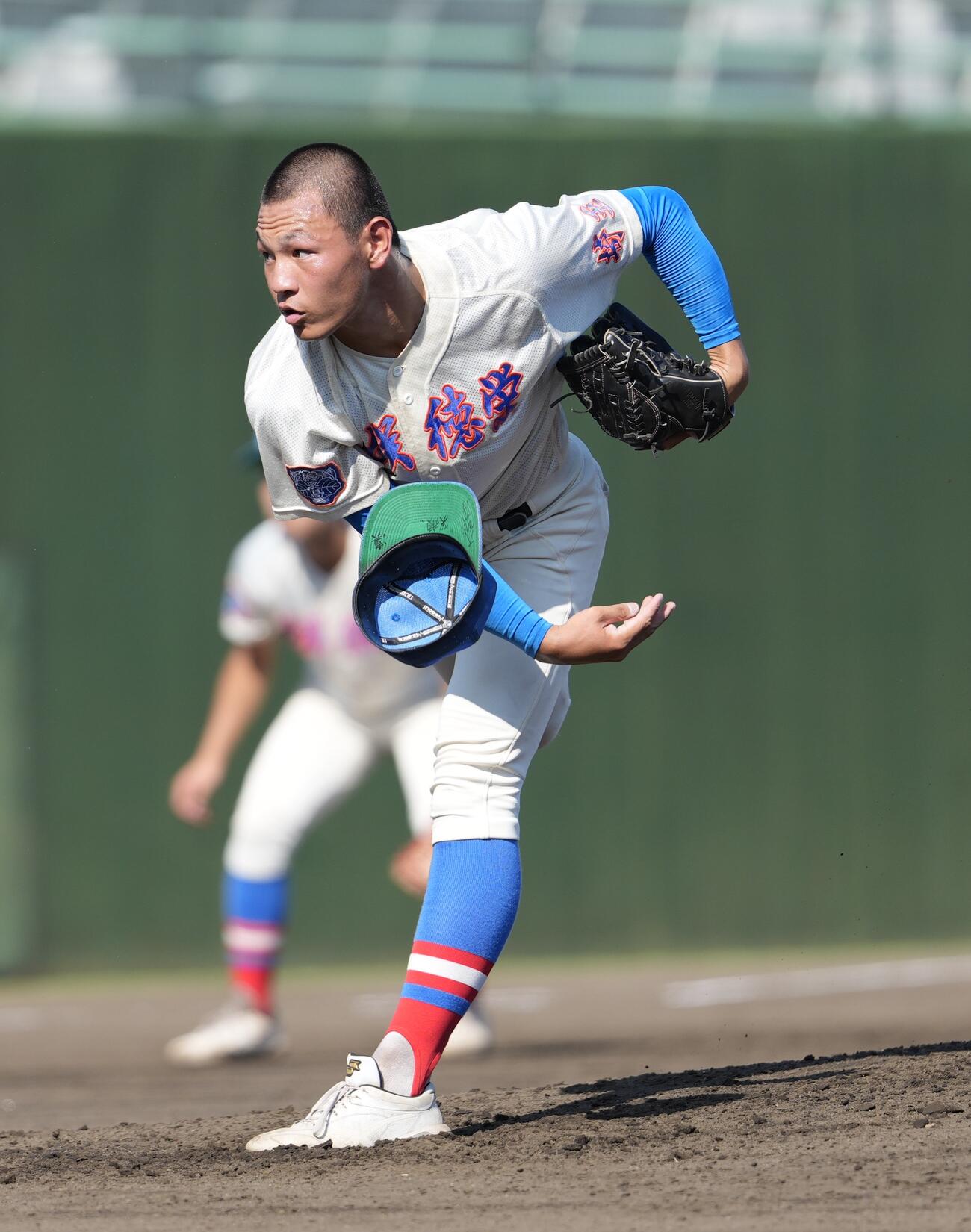 花咲徳栄対武蔵越生　力投する先発の花咲徳栄・黒川凌大（撮影・小島史椰）