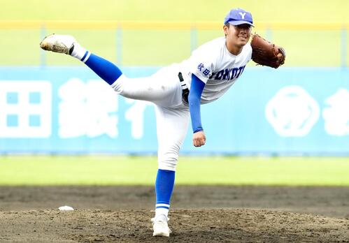 大曲工対横手 横手先発の佐藤宙斗(撮影・江口和貴)