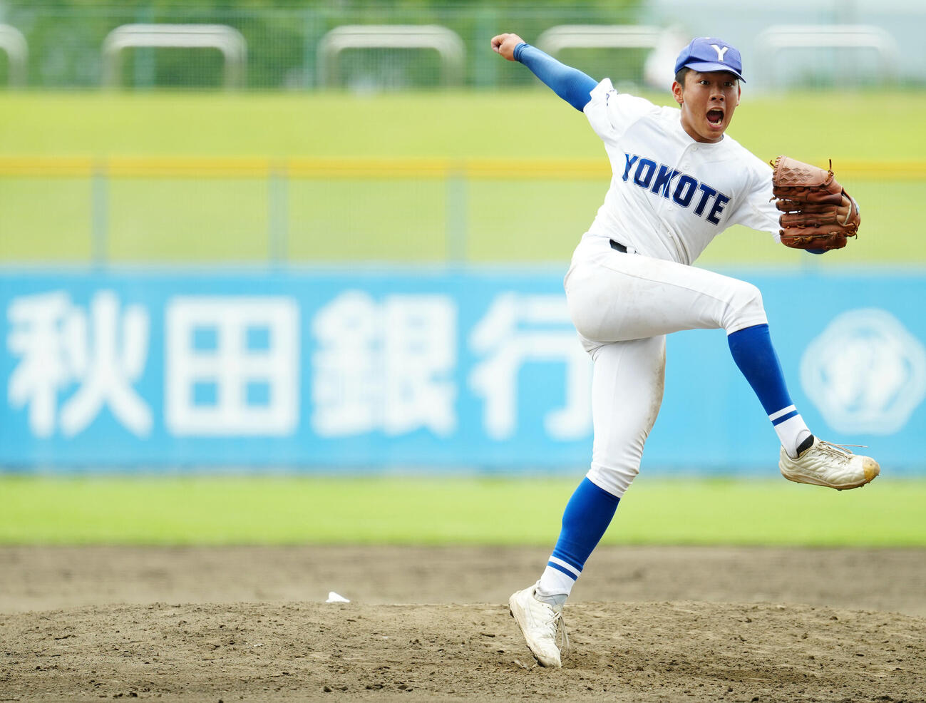 大曲工対横手　力投する横手先発の佐藤宙斗（撮影・江口和貴）