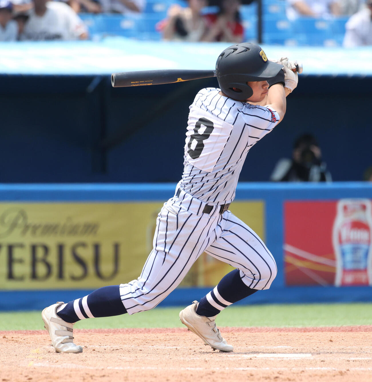 日大三対東海大菅生　4回裏東海大菅生2死三塁、小沼瑛太は適時打を放つ（撮影・柴田隆二）