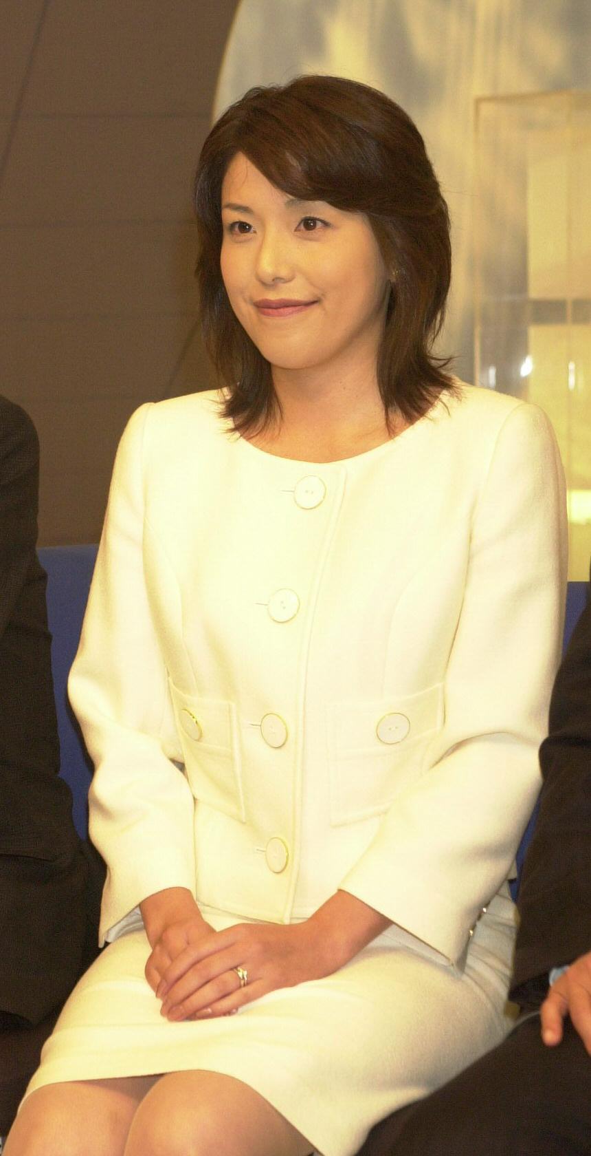 アナウンサー時代の長岡杏子さん(2004年撮影)