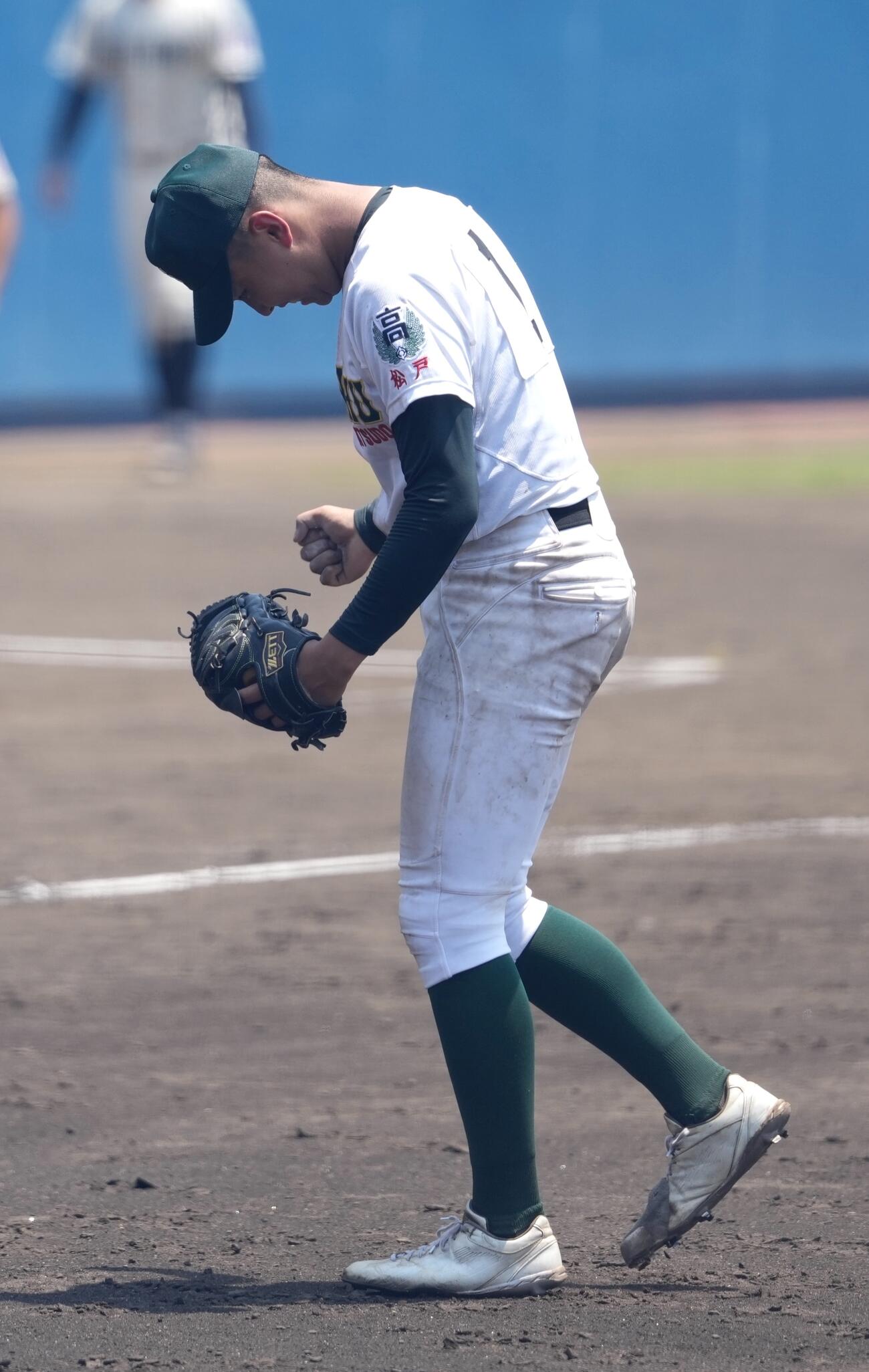 市船橋対専大松戸　市船橋に勝利しガッツポーズをする専大松戸・門倉昂大（撮影・小島史椰）