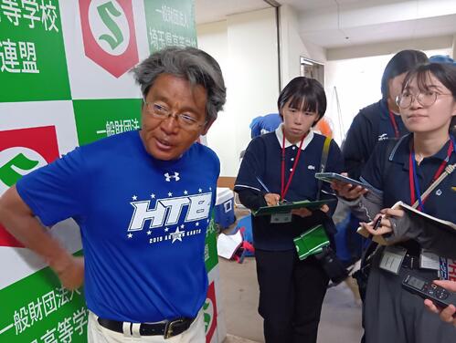 高校野球】花咲徳栄4強 シャーベット状の飲料水導入など徹底した熱中