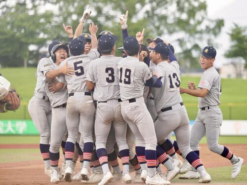 【高校野球】青森山田「昨年の負けを肥やしにしてつかんだ勝利」弘前学院聖愛を逆転し甲子園切符