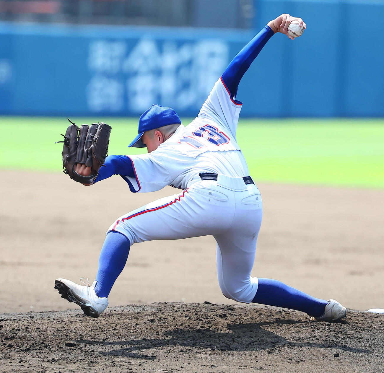 明秀学園日立対常総学院　力投する明秀学園日立・山田悠月（撮影・野上伸悟）