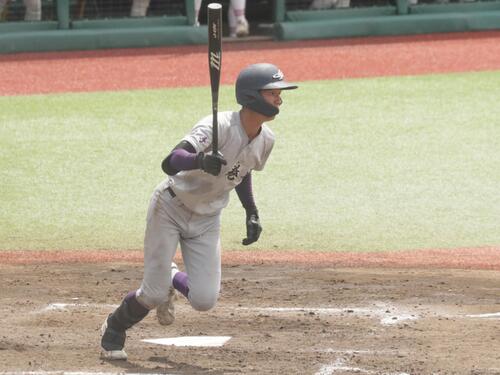 高校野球】花巻東が4連覇王手 萬谷堅心が先制打＆2ラン 一関学院に9