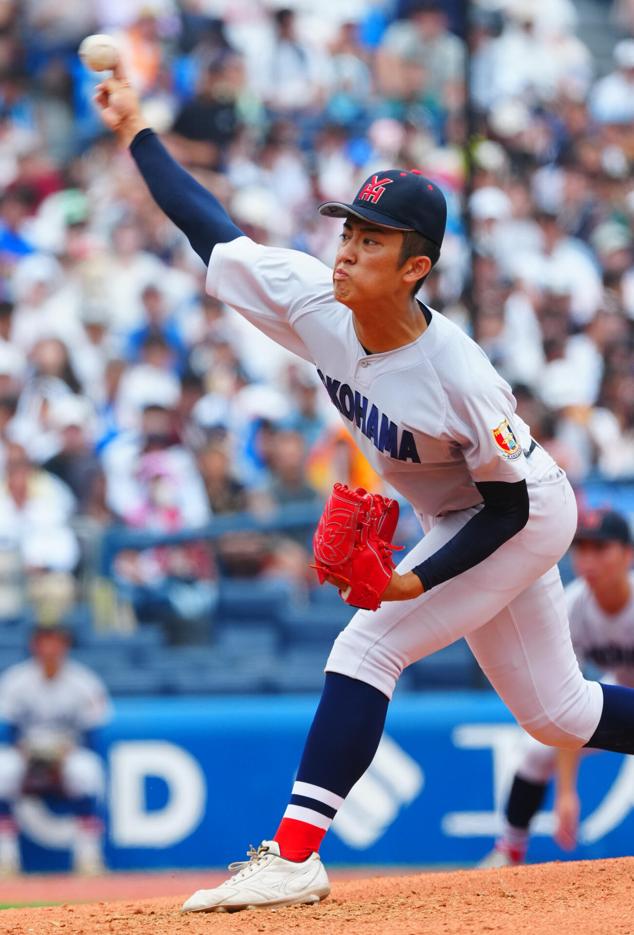 慶応対横浜　力投する横浜先発織田翔希（撮影・垰建太）