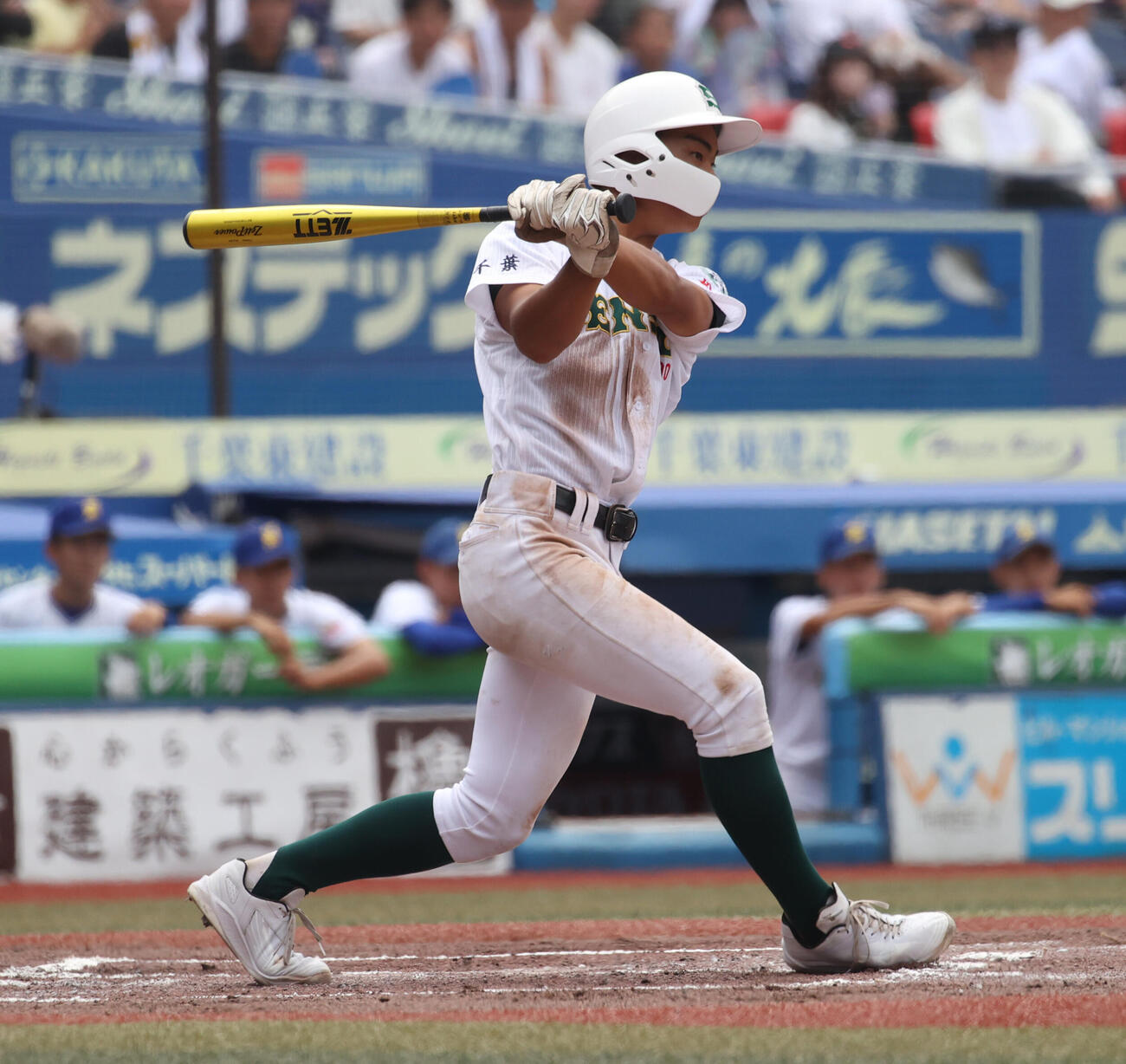 専大松戸対志学館　6回表専大松戸1死三塁、常田幸泰は適時打を放つ（撮影・柴田隆二）