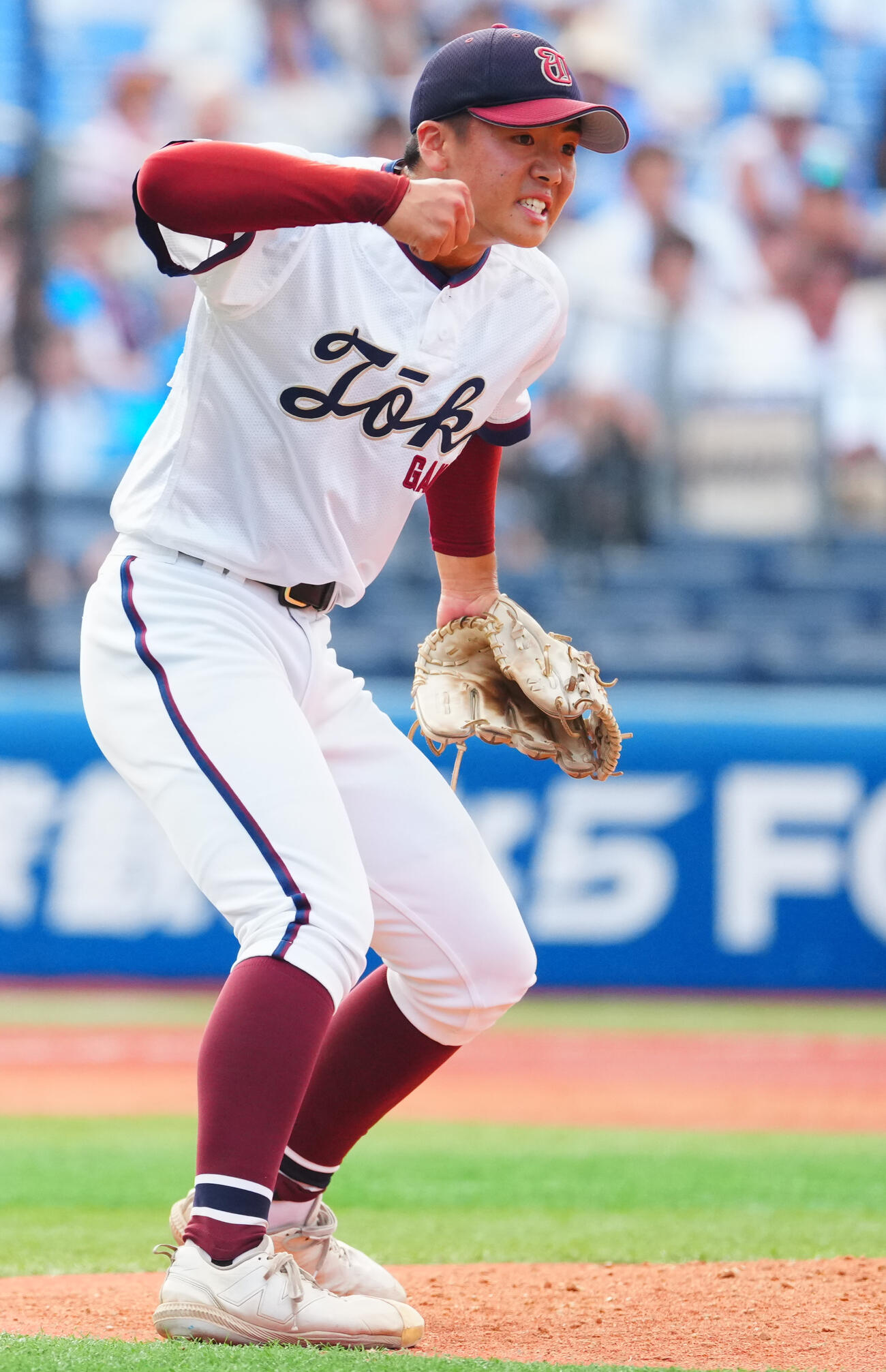 桐光学園対鎌倉学園　7回裏鎌倉学園の攻撃を無失点に抑えガッツポーズする桐光学園・小山田尊琥（撮影・垰建太）