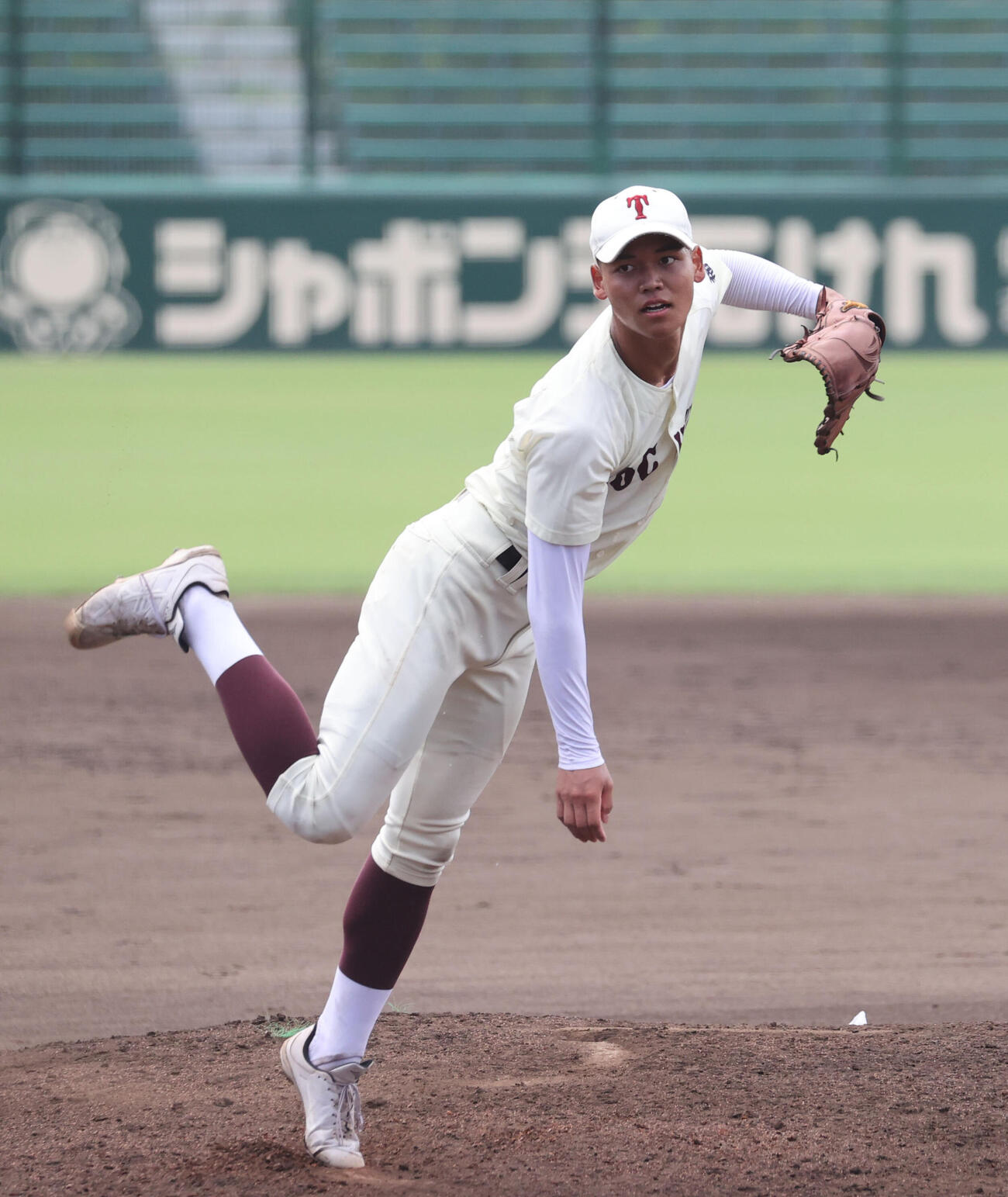 希望が丘対東筑　2番手として登板した東筑の深町光生（撮影・梅根麻紀）