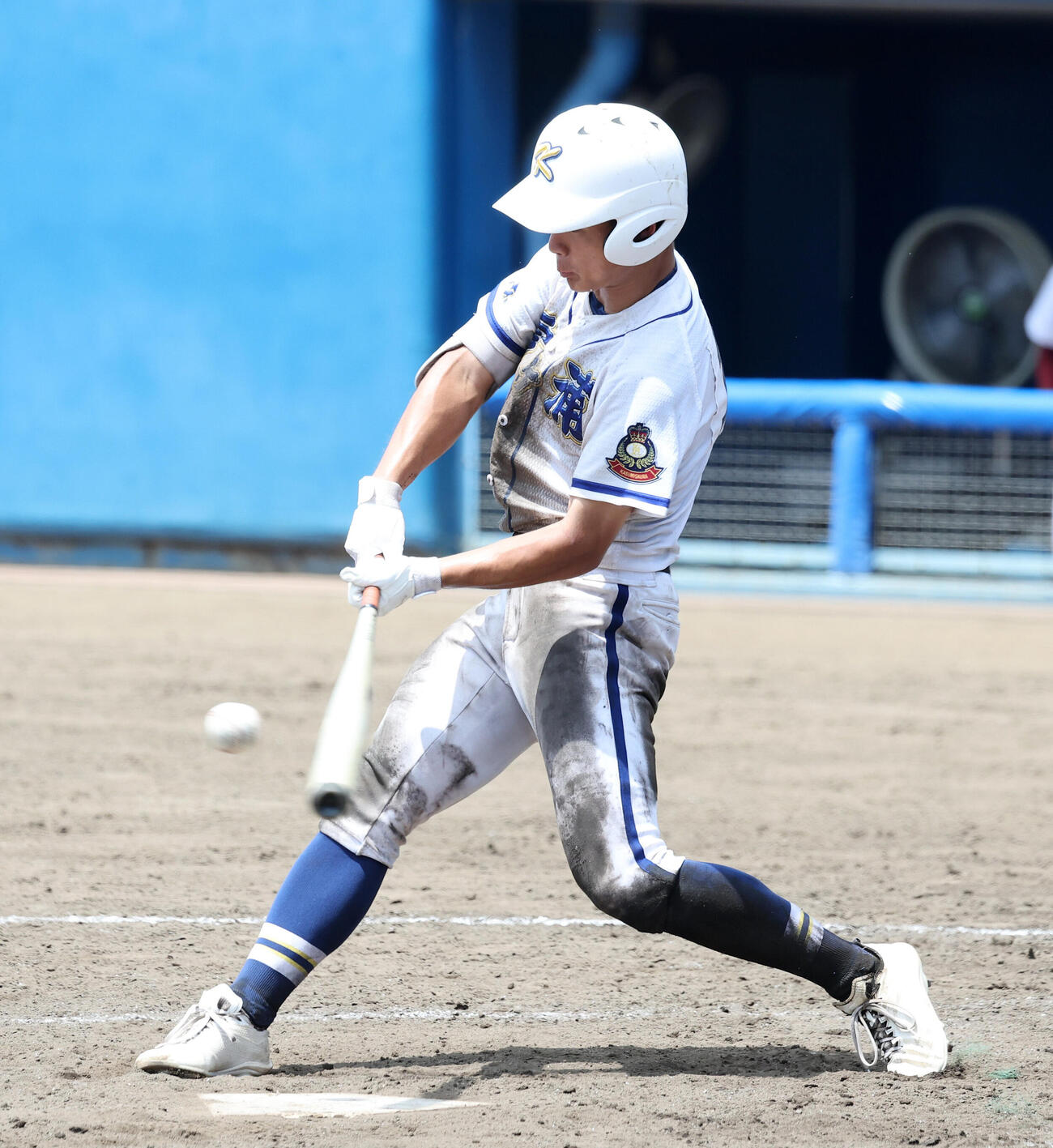 霞ケ浦対常総学院　5回表霞ケ浦2死満塁、・菊地勇一は適時打を放つ（撮影・鈴木正人）