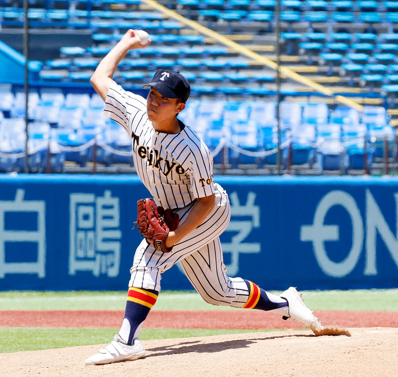 二松学舎大付対帝京　3番手で登板した帝京・岡田武大（撮影・山本朝陽）
