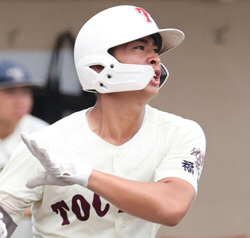 【高校野球】公立の雄・東筑９年ぶりＶ「先輩を甲子園に」２年生・河野咲郎が先制Ｖ三塁打／福岡