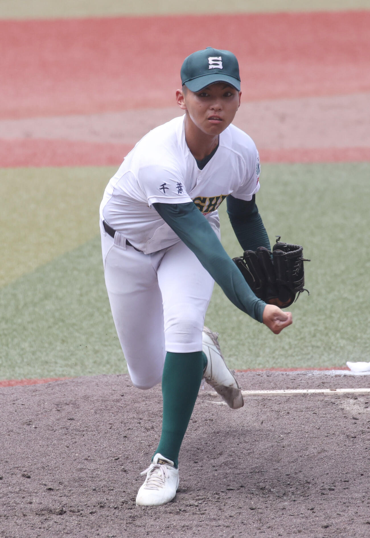 拓大紅陵対専大松戸　好投する専大松戸・門倉昂大（撮影・柴田隆二）
