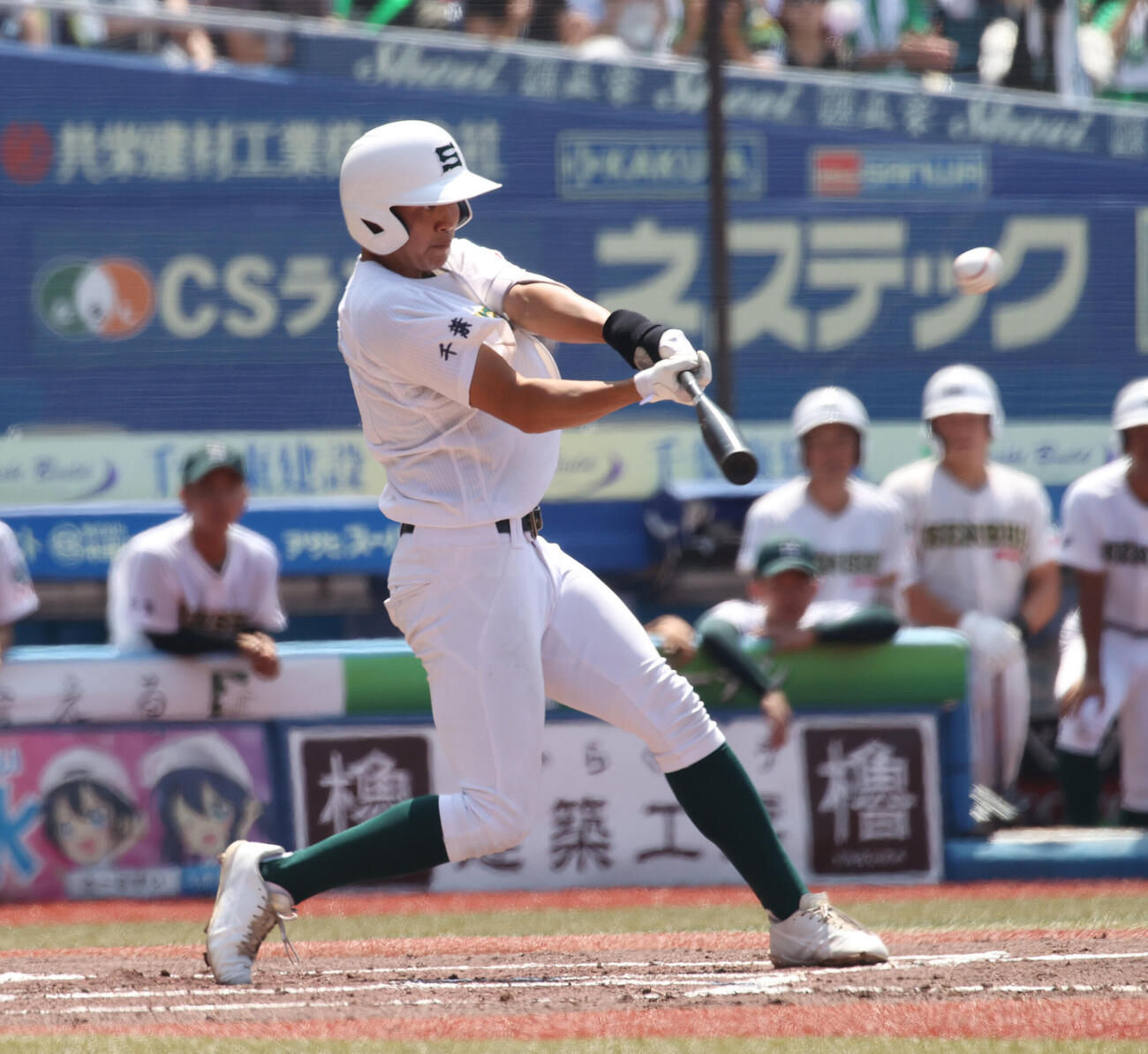 拓大紅陵対専大松戸　1回裏専大松戸無死、石崎翔斗は二塁打を放つ（撮影・柴田隆二）