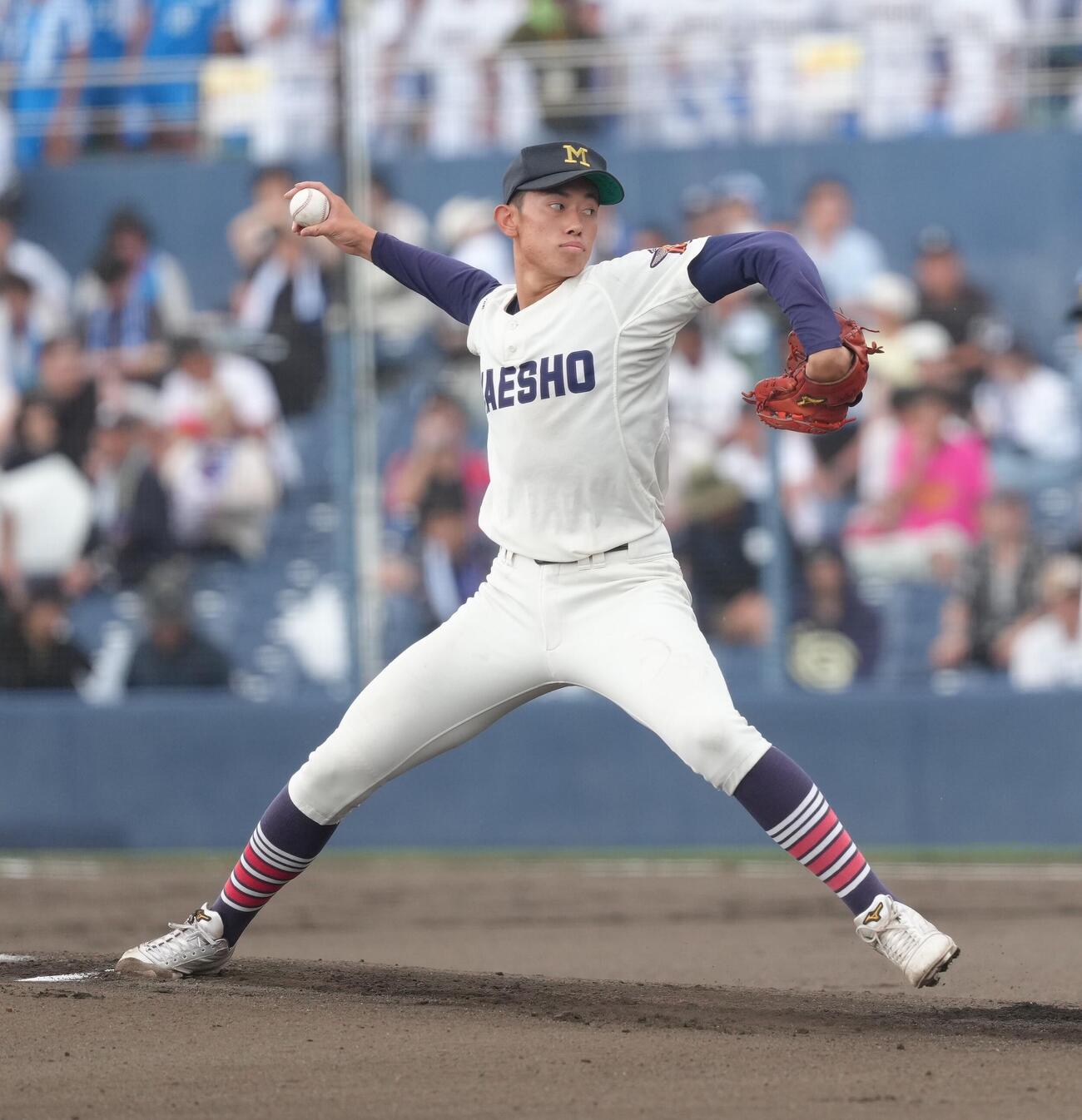 前橋商対健大高崎　前橋商先発の秋元大輝（撮影・足立雅史）