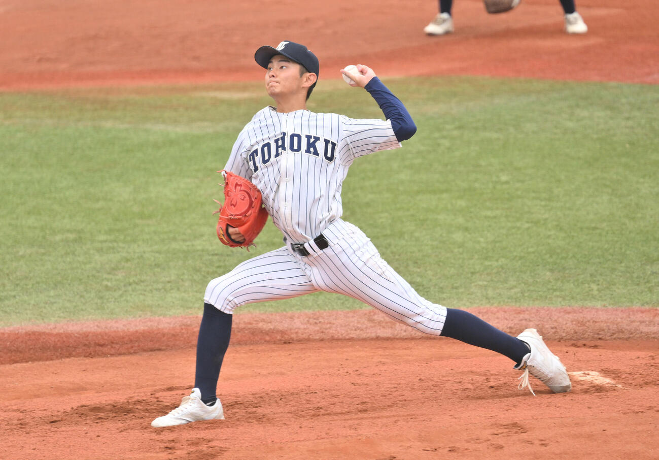 東北対仙台育英　東北先発の金沢龍希（撮影・滝沢徹郎）