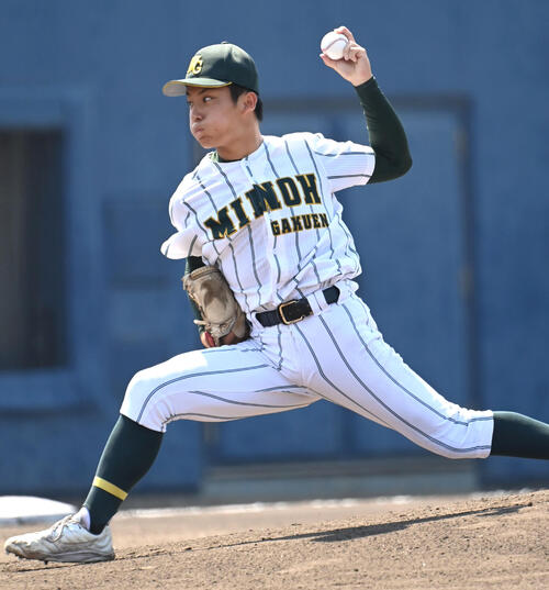 履正社対箕面学園　箕面学園先発の寺島海翔（撮影・石井愛子）＝2026年7月28日、大阪シティ信用金庫スタジアム