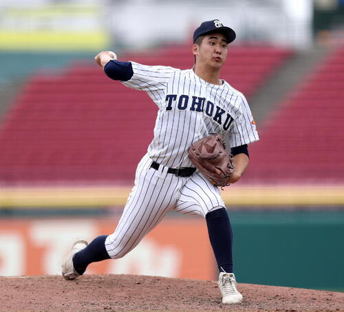【高校野球】東北が６大会ぶり決勝進出　和泉寛太２安打完封「次こそは全国制覇したい」／宮城