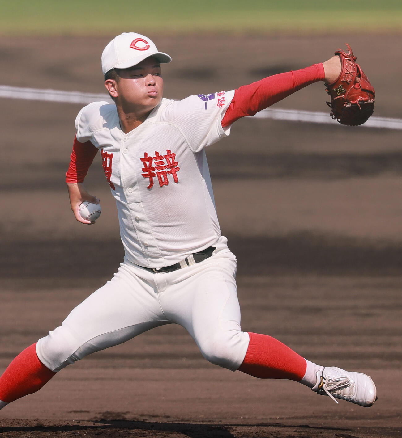 智弁和歌山先発の長井心海（撮影・上山淳一）