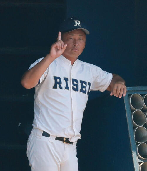 履正社高校 野球部 ナイロンジャケット 高校野球】「大阪2強」の履正社が2桁得点の圧勝で3年ぶりの甲子園