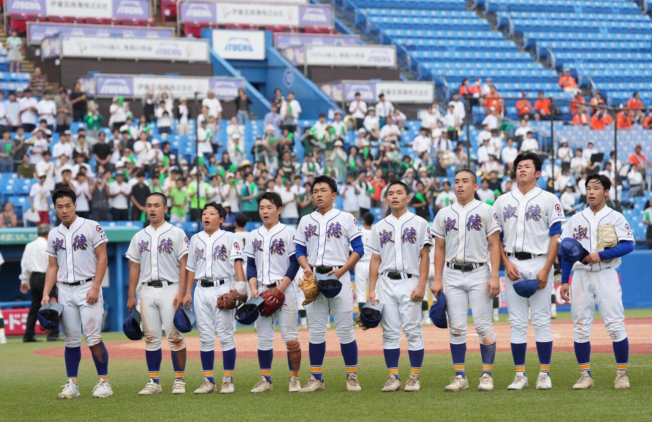 整列する淑徳ナイン（2026年7月17日撮影）